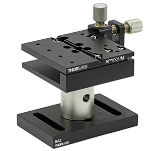 APY001/M - Pitch and Yaw Tilt Platform with Thumbscrew Drives, Metric