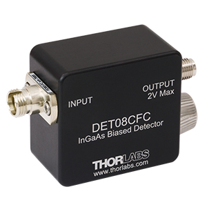 DET08CFC - 5 GHz (Max) InGaAs FC/PC-Coupled Photodetector, 800 - 1700 nm, 8-32 Tap