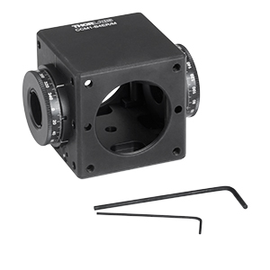 CCM1-B4ER/M - Clamping 4-Port Prism/Mirror 30 mm Cage Cube, 2 Rotation Mounts @ 180°, M4 Tap